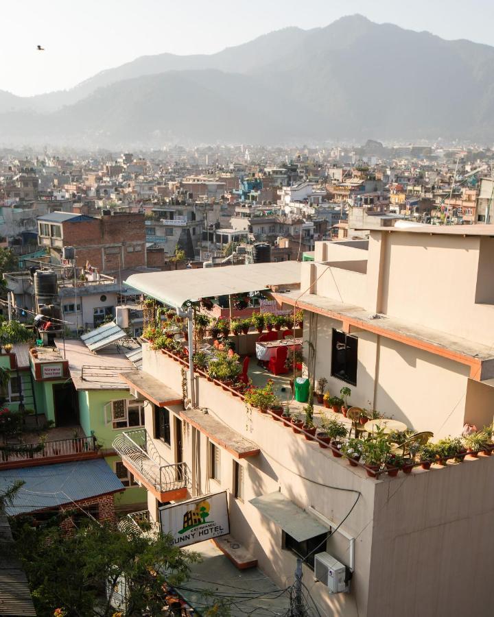 Kathmandu Sunny Hotel Buitenkant foto