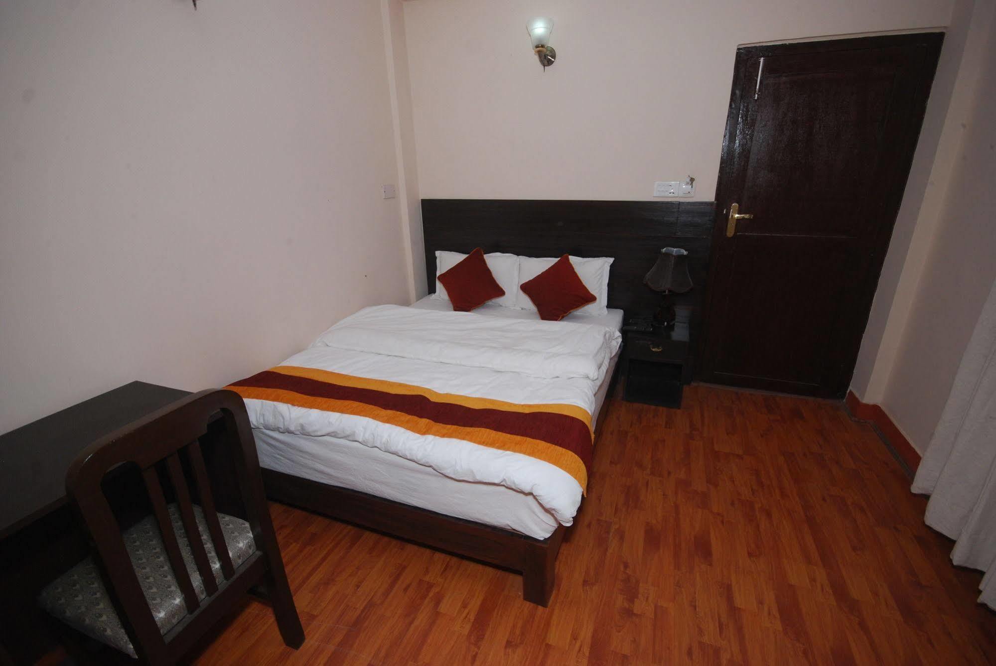 Kathmandu Sunny Hotel Buitenkant foto