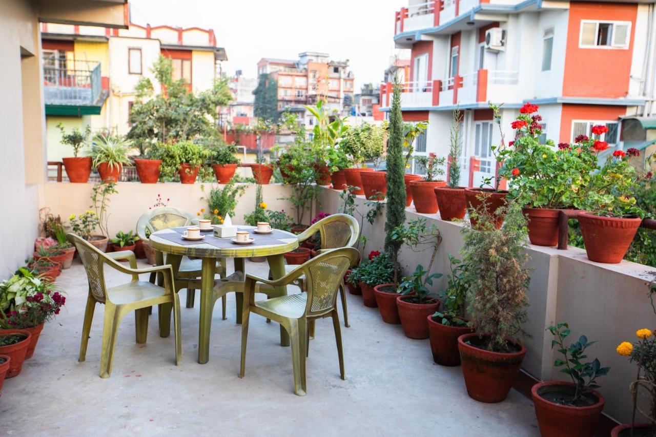 Kathmandu Sunny Hotel Buitenkant foto
